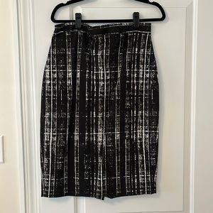 Midi pencil skirt